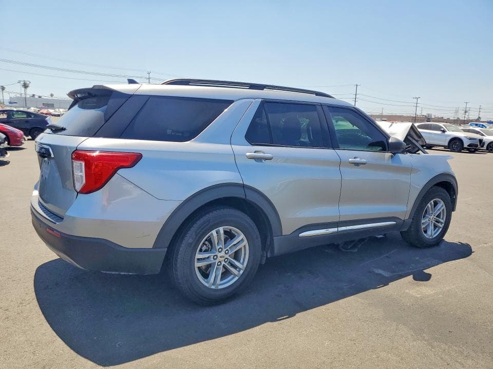 2021 FORD EXPLORER XLT 3
