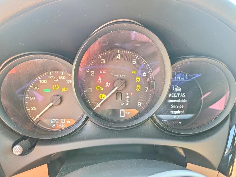 2025 PORSCHE MACAN BASE 9