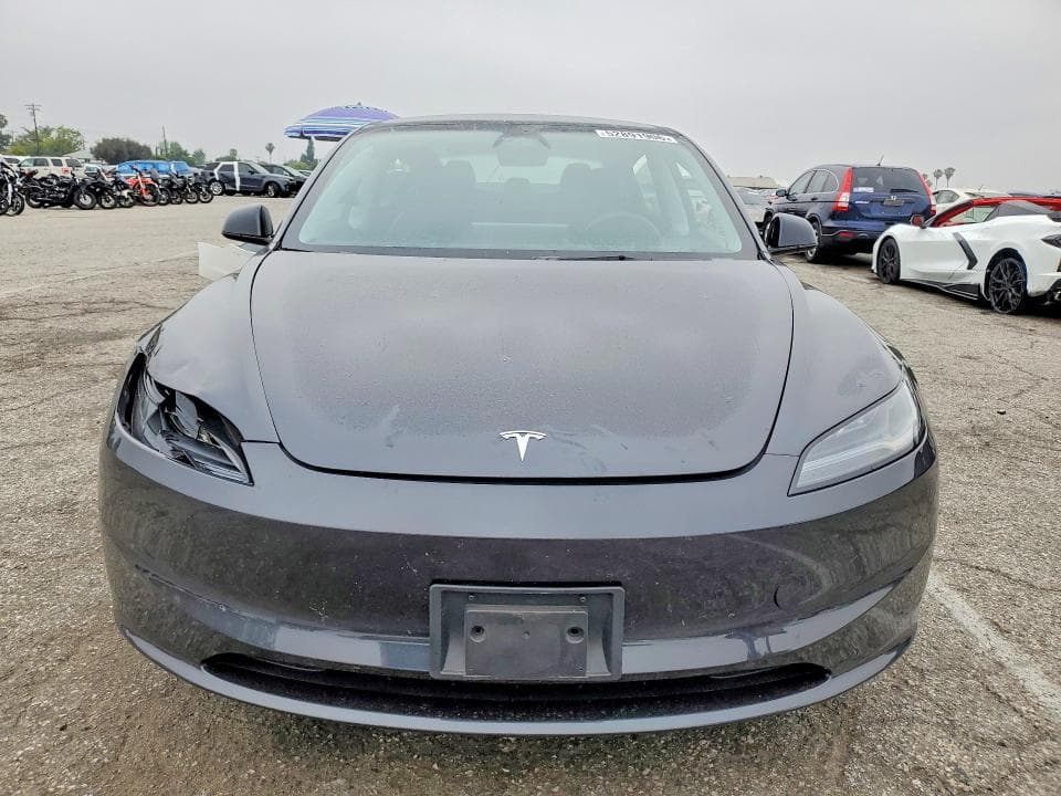 2025 TESLA MODEL 3 5