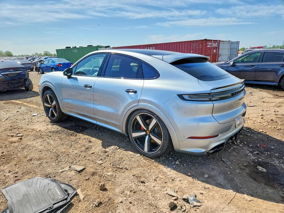 2025 PORSCHE CAYENNE S COUPE 2