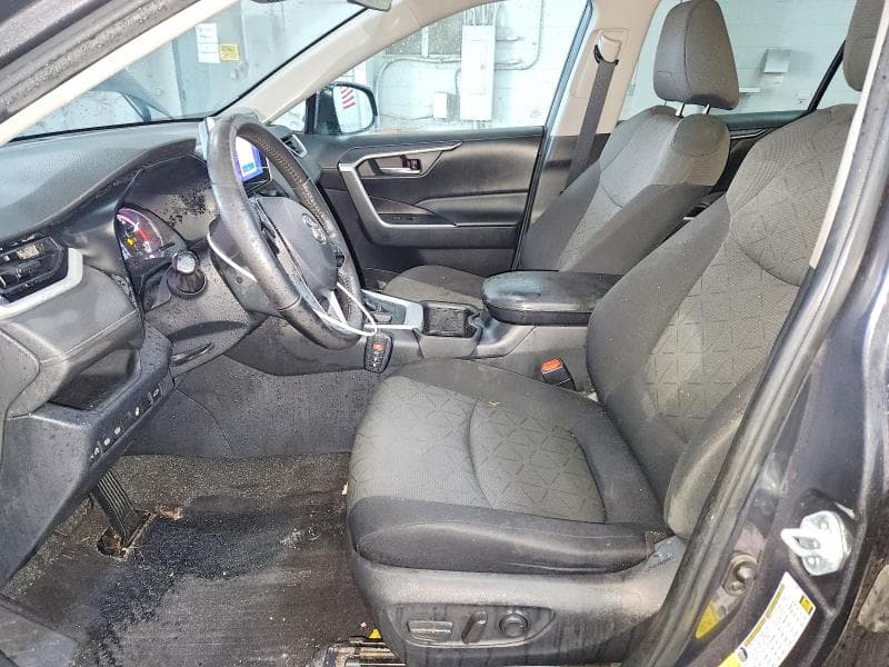 2023 TOYOTA RAV4 XLE 7