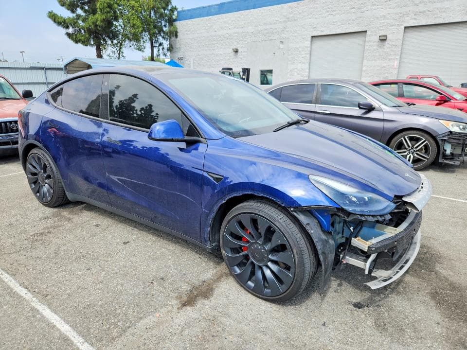 2022 TESLA MODEL Y 4