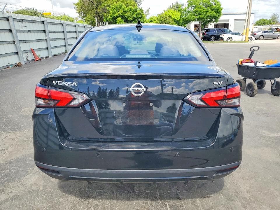 2021 NISSAN VERSA SV 6