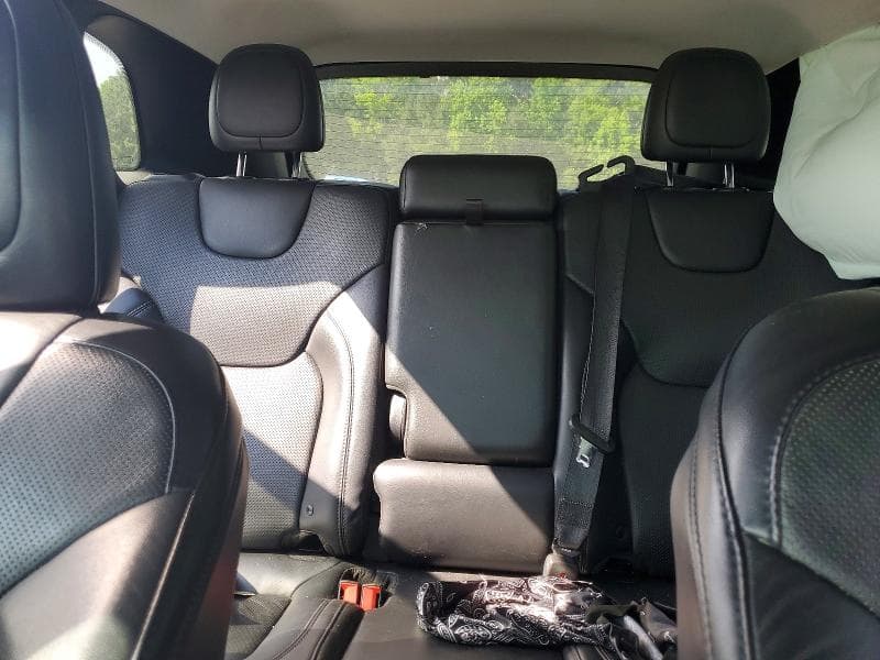 2019 JEEP CHEROKEE LIMITED 10