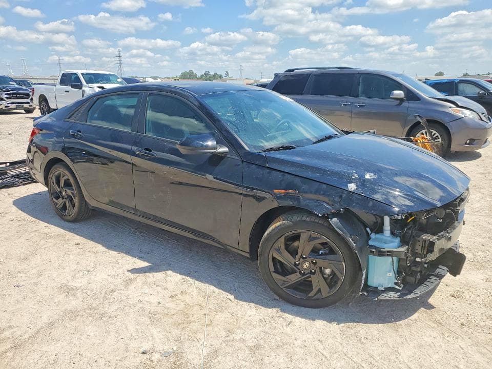 2026 HYUNDAI ELANTRA SEL SPORT 4