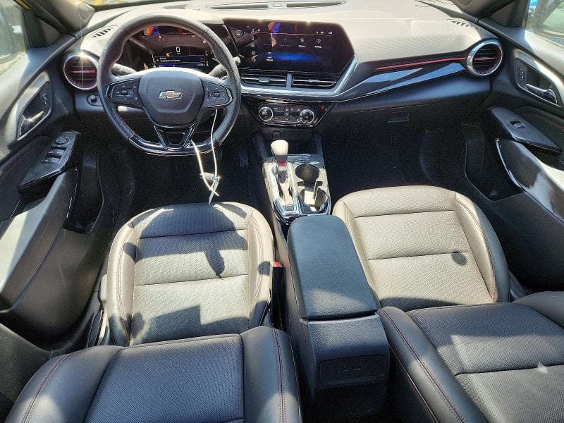 2025 CHEVROLET TRAX 2RS 8