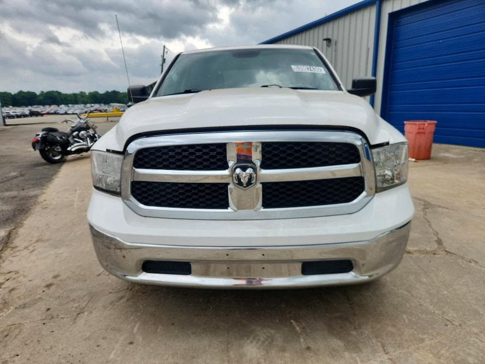 2021 RAM 1500 CLASSIC SLT 5