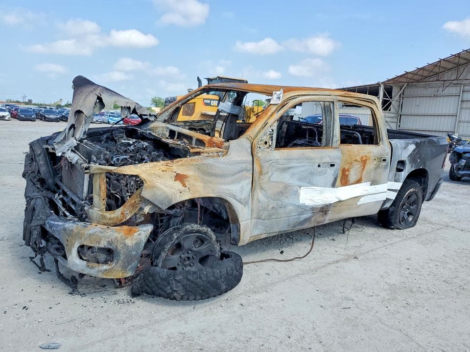 2025 RAM 1500 TRADESMAN - 1