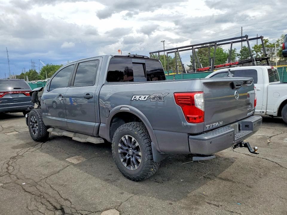 2017 NISSAN TITAN PRO-4X 2