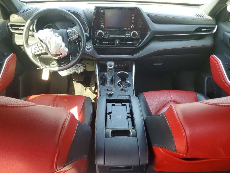 2021 TOYOTA HIGHLANDER XSE 8