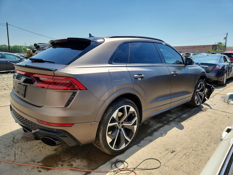 2022 AUDI RS Q8 3