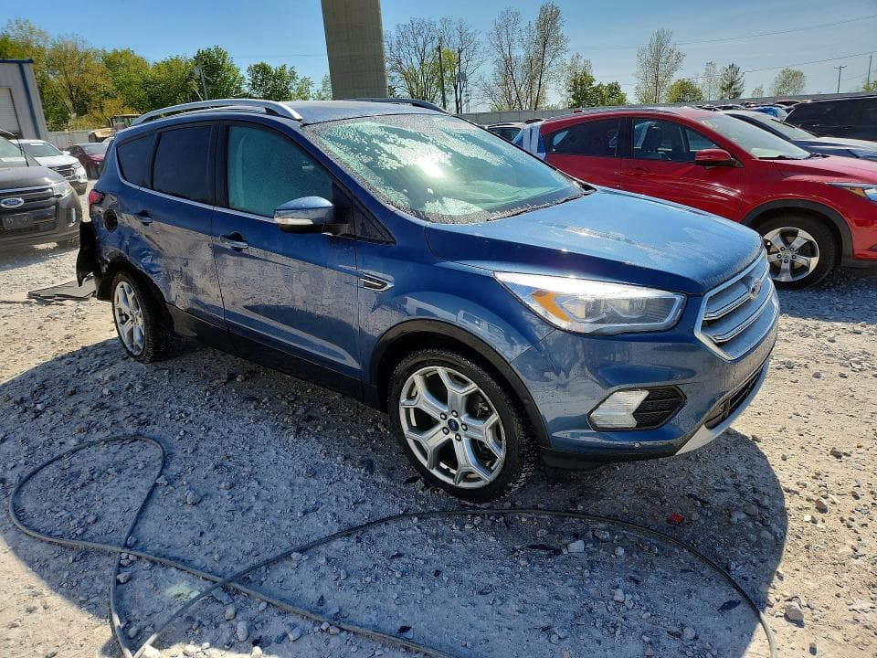 2018 FORD ESCAPE TITANIUM 4