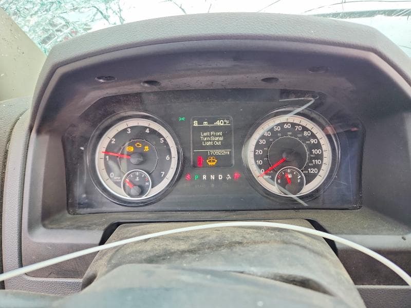 2019 RAM 1500 CLASSIC SLT 9