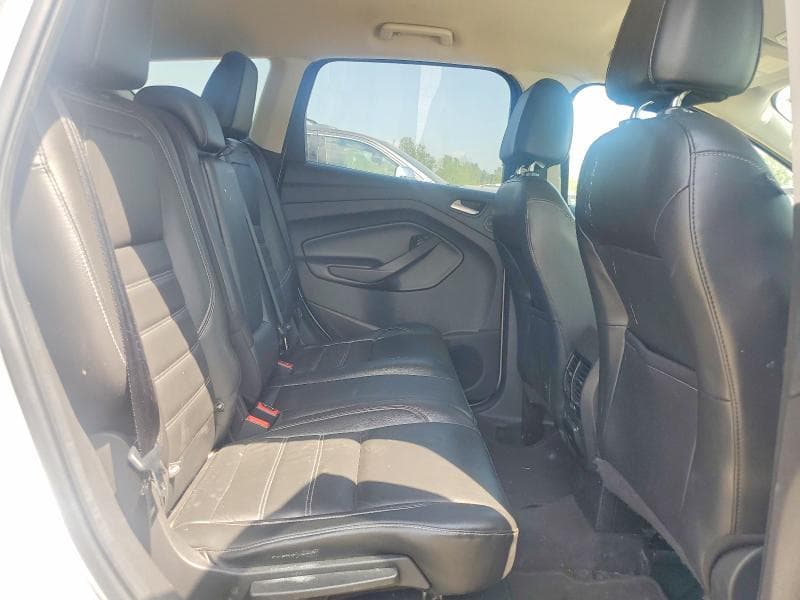 2017 FORD ESCAPE SE 11