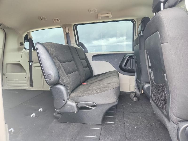 2018 DODGE GRAND CARAVAN SE 11