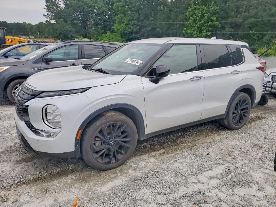 2024 MITSUBISHI OUTLANDER SE SE - 1
