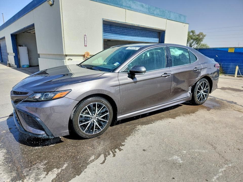 2023 TOYOTA CAMRY