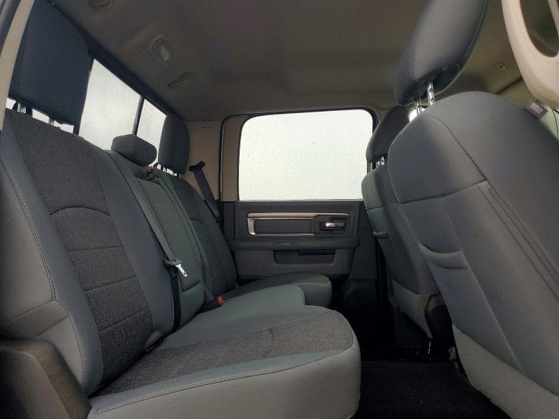 2017 RAM 1500 SLT 10
