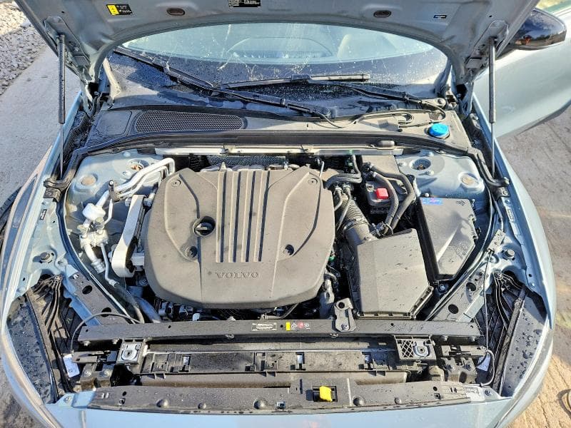 2024 VOLVO S60 PLUS 11