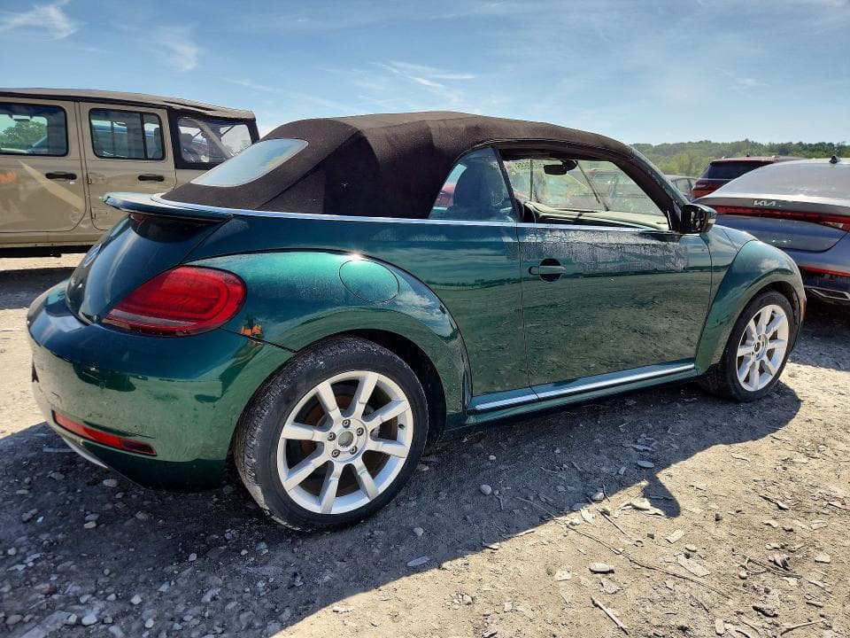 2018 VOLKSWAGEN BEETLE S S 3