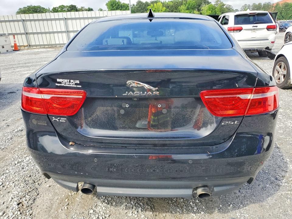 2018 JAGUAR XE PREMIUM 6
