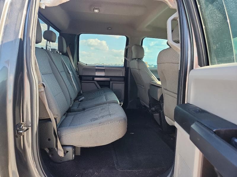 2017 FORD F150 SUPERCREW 10