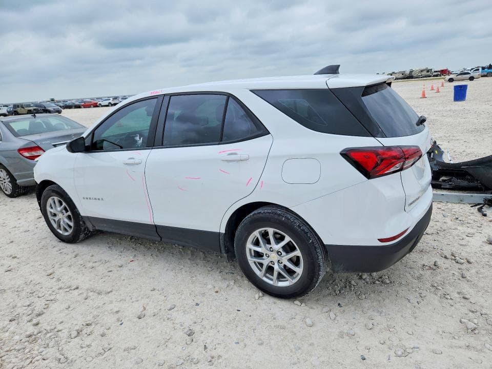 2022 CHEVROLET EQUINOX LS 2