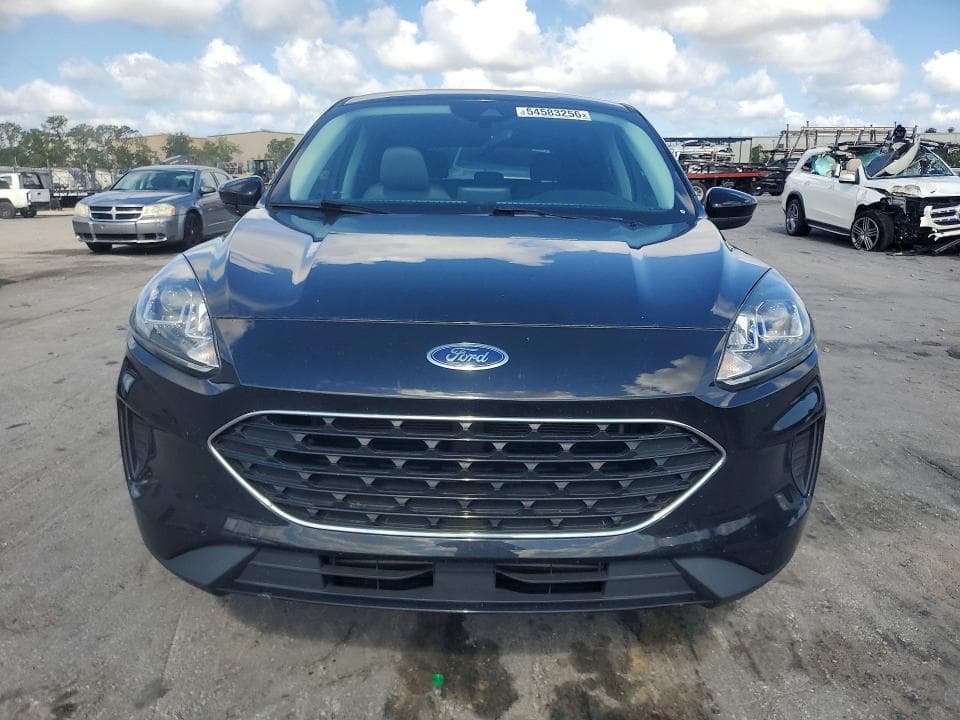 2022 FORD ESCAPE SE 5