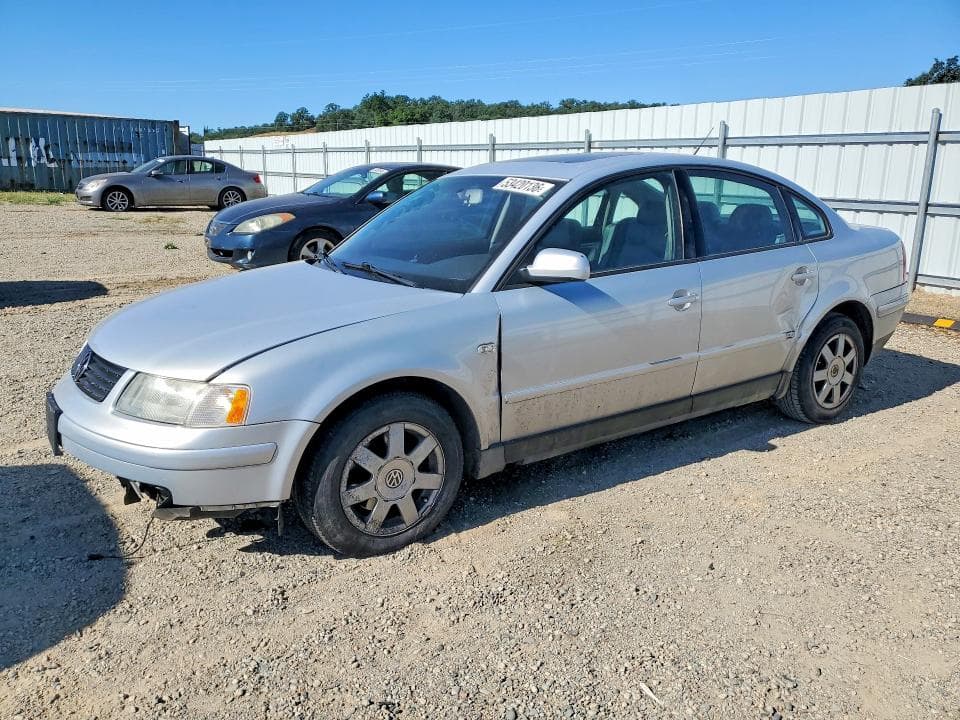 2000 VOLKSWAGEN PASSAT - 1