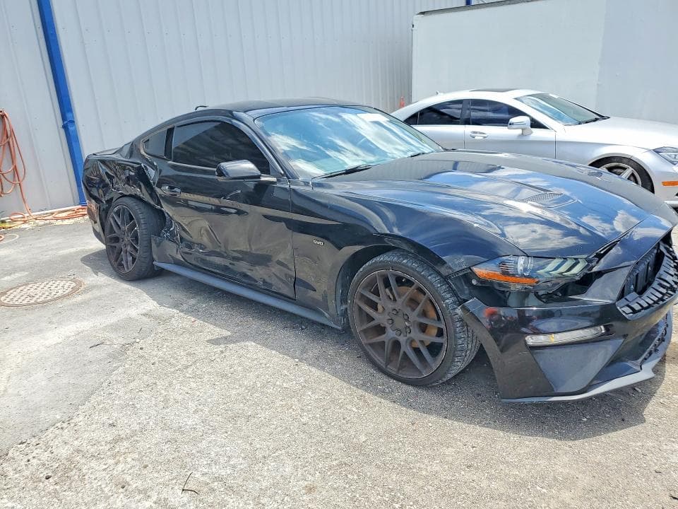 2018 FORD MUSTANG 4