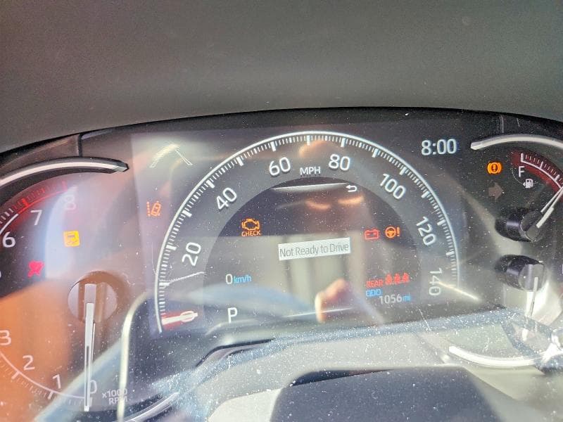 2025 TOYOTA RAV4 LE 9