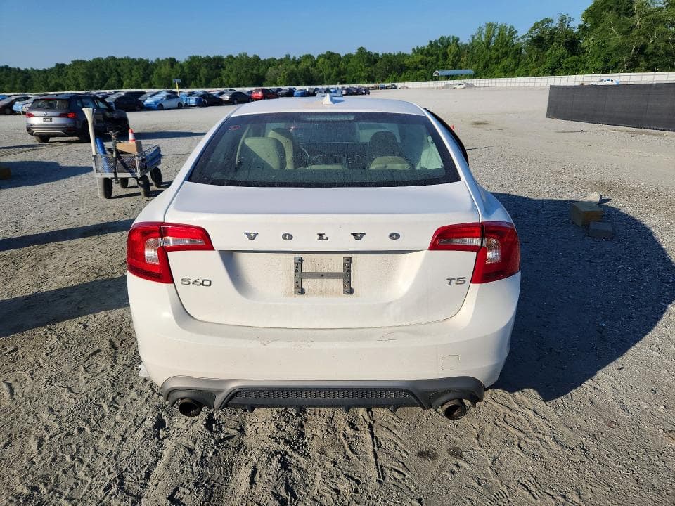 2017 VOLVO S60 6