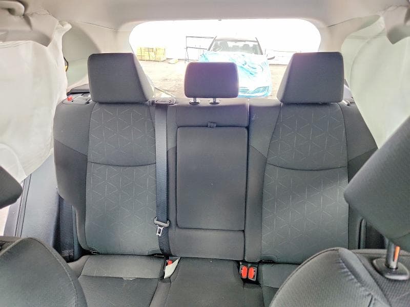 2025 TOYOTA RAV4 XLE 10