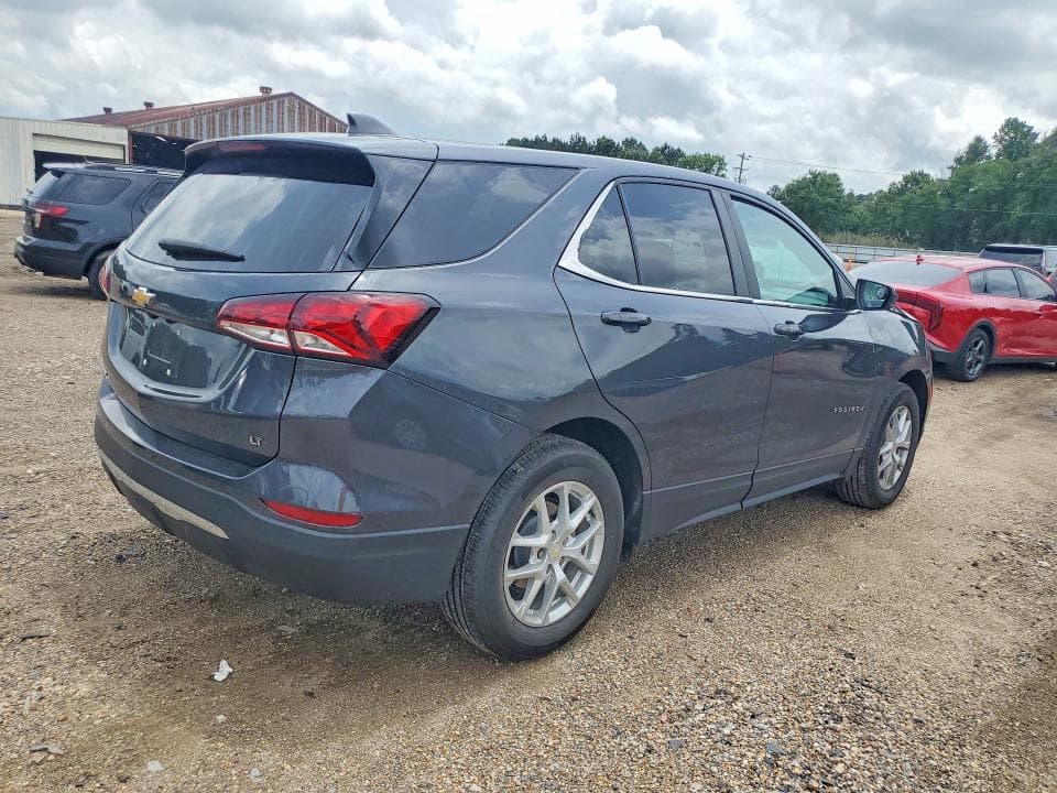 2023 CHEVROLET EQUINOX LT 3