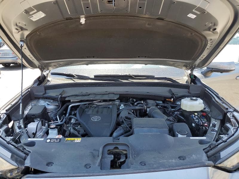 2025 TOYOTA GRAND HIGHLANDER HYBRID MAX PLATINUM 12