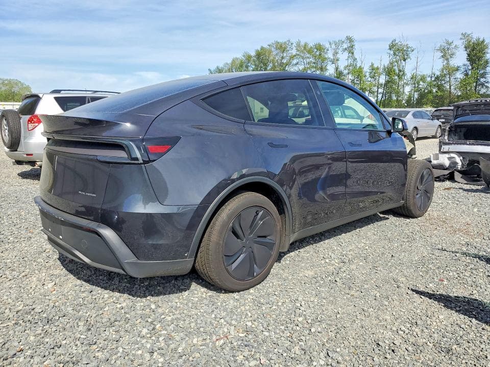 2026 TESLA MODEL Y 3