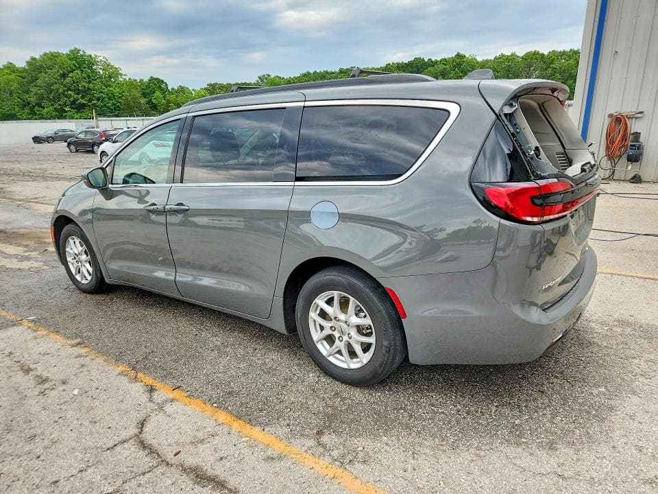 2022 CHRYSLER PACIFICA TOURING L 2