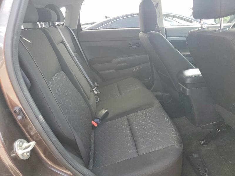 2021 MITSUBISHI OUTLANDER SPORT ES 11