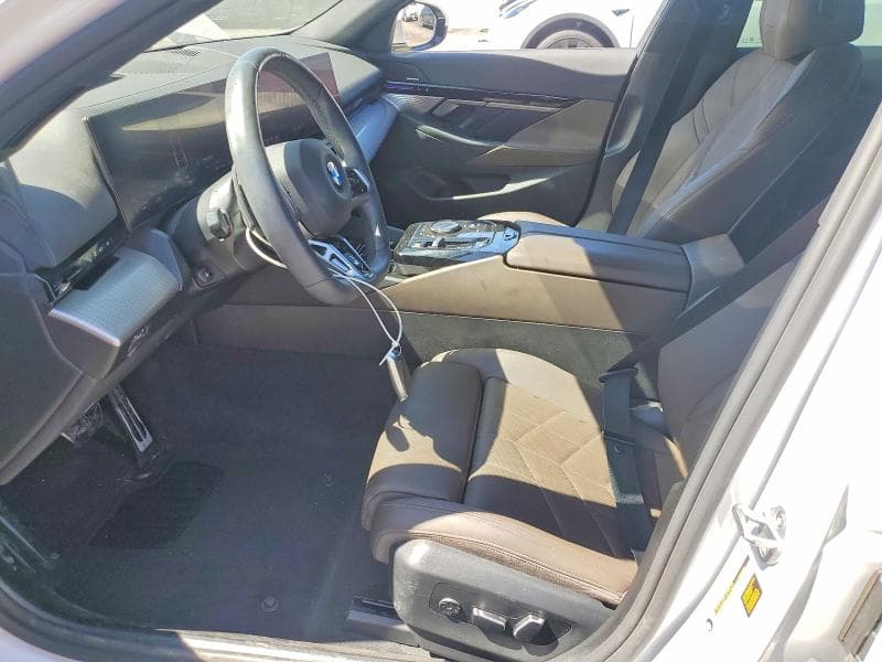 2025 BMW 530 I 7