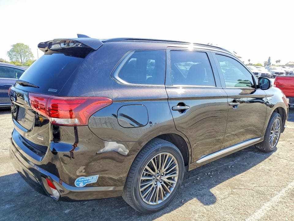 2021 MITSUBISHI OUTLANDER FE 3