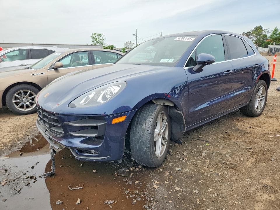 2015 PORSCHE MACAN - 1