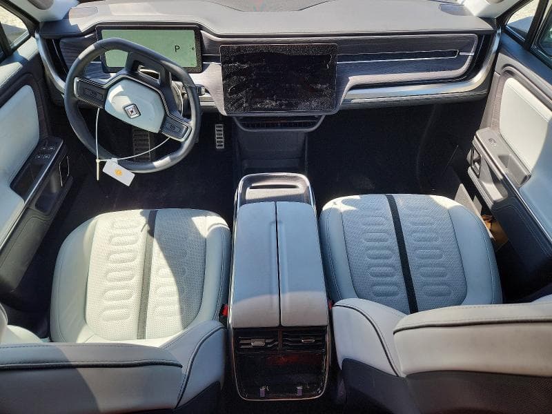 2023 RIVIAN R1S ADVENTURE 8