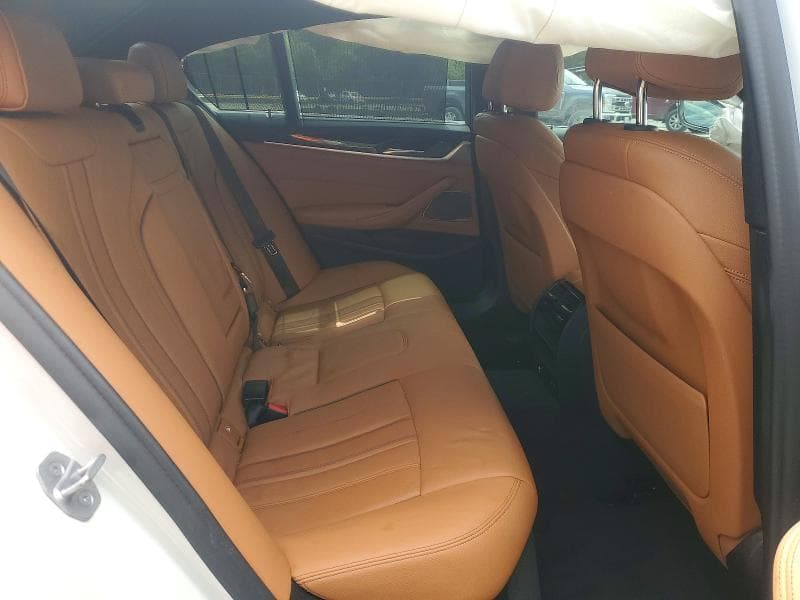 2021 BMW 530 I 10