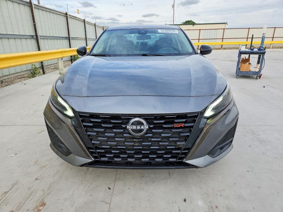 2023 NISSAN ALTIMA SR 5