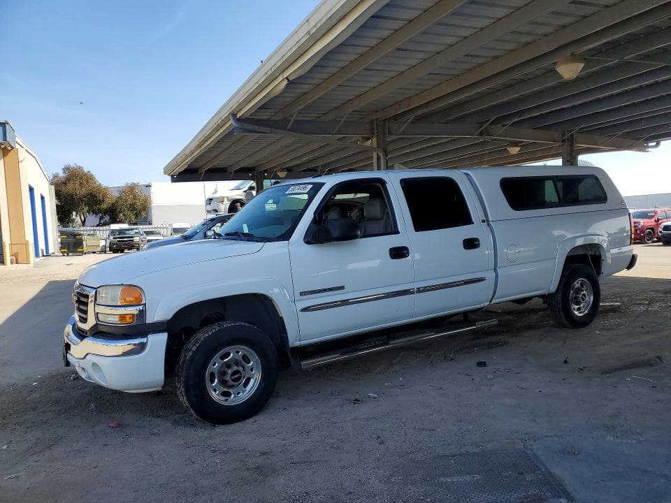 2005 GMC SIERRA