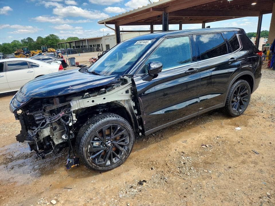 2024 MITSUBISHI OUTLANDER SE