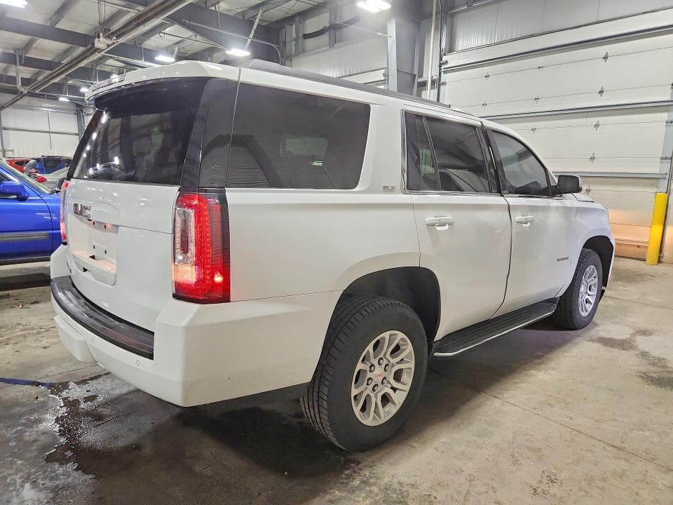 2020 GMC YUKON SLT 3