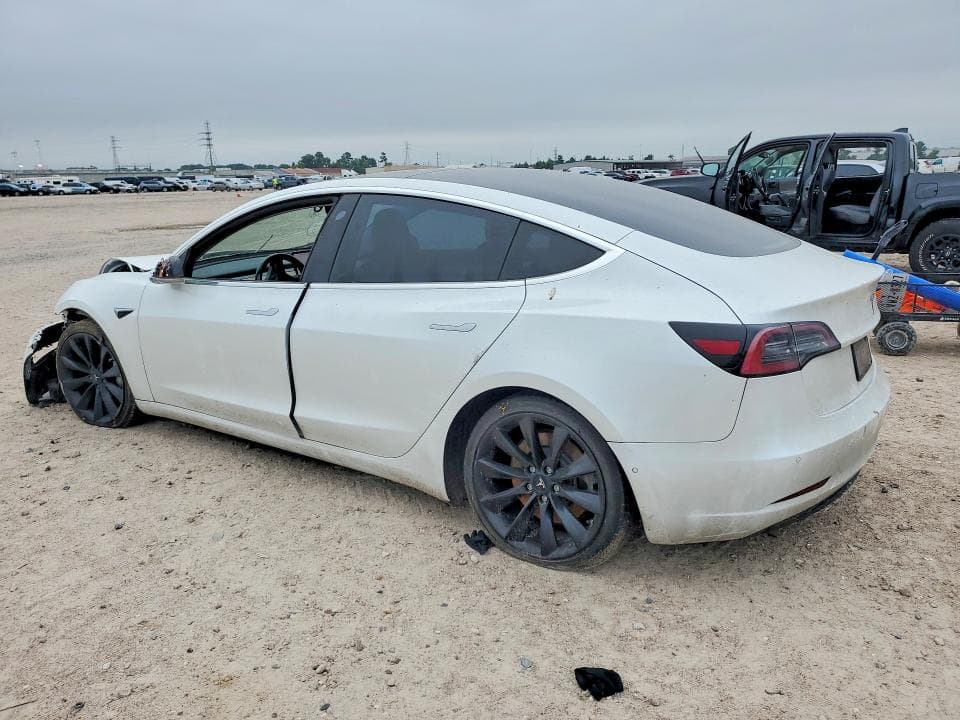 2019 TESLA MDL 3 2