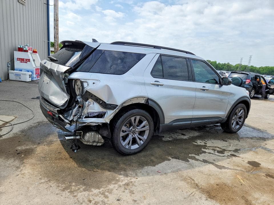 2023 FORD EXPLORER XLT 3