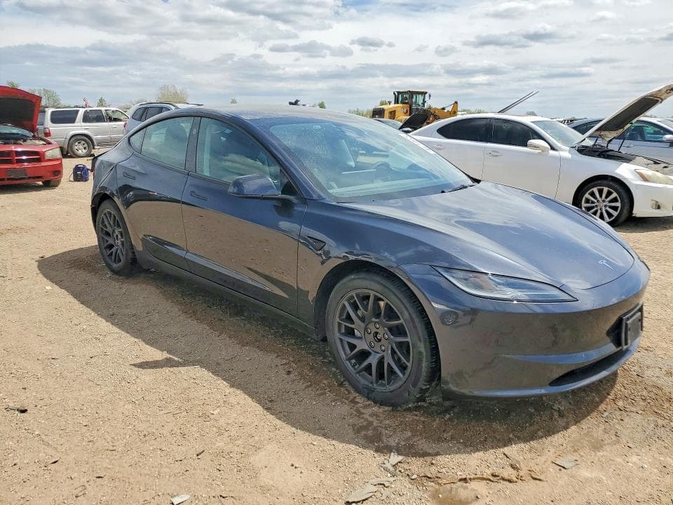 2024 TESLA MODEL 3 4